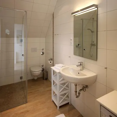 Vakantiehuis Haus Mowe - Ferienwohnung 04 Mit Balkon *